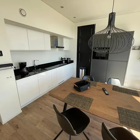 Meeresblick Zweite Reihe Haus Nr 250 *