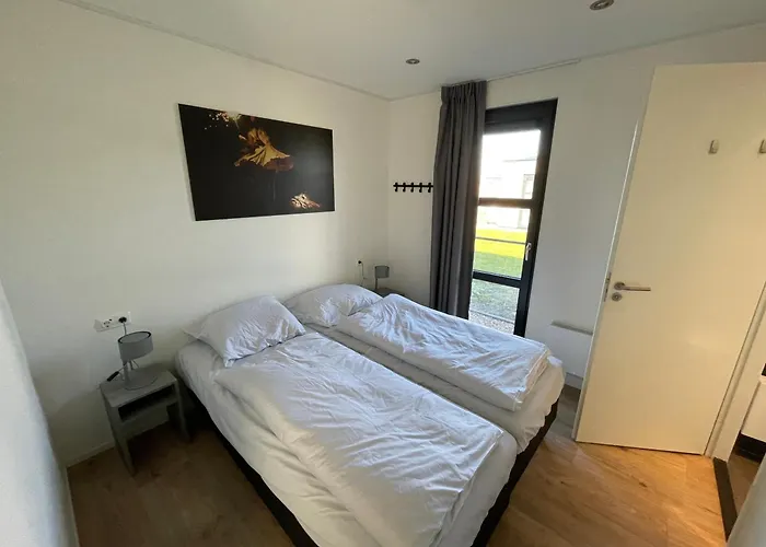 Meeresblick Zweite Reihe Haus Nr 250 * Энкхейзен