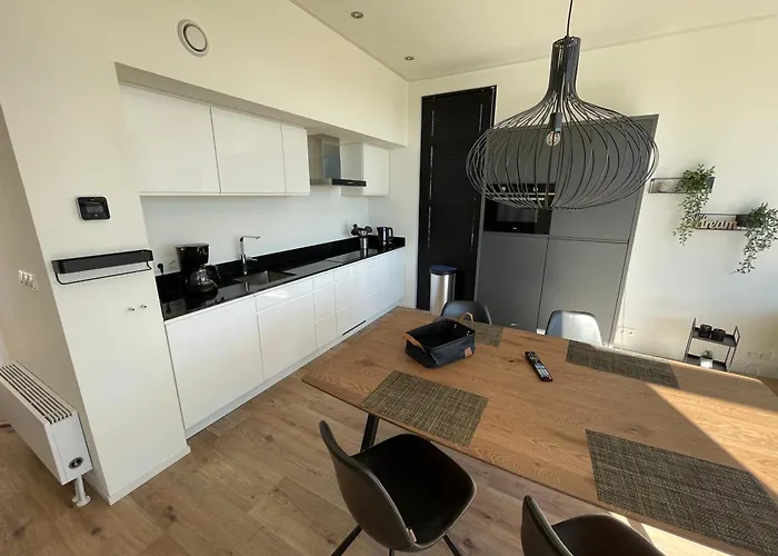 Meeresblick Zweite Reihe Haus Nr 250 *